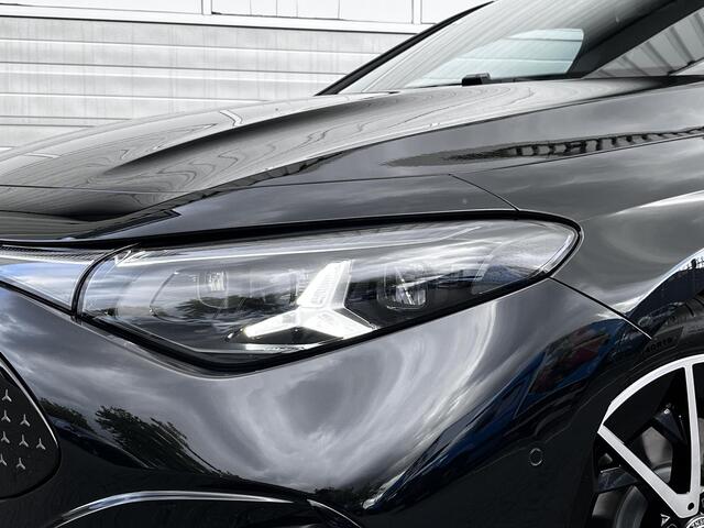 Mercedes-Benz CLA-KLASSE 250+ Launch Edition | AMG Line | Night Pakket | Panoramadak | MULTIBEAM LED Koplampen | DISTRONIC Afstandsassistent | Dodehoekassistent | Elektrisch Verstelbare Stoelen + Memory | Stoelverwarming | Sfeerverlichting