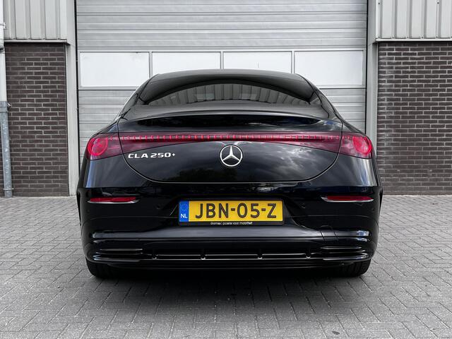 Mercedes-Benz CLA-KLASSE 250+ Launch Edition | AMG Line | Night Pakket | Panoramadak | MULTIBEAM LED Koplampen | DISTRONIC Afstandsassistent | Dodehoekassistent | Elektrisch Verstelbare Stoelen + Memory | Stoelverwarming | Sfeerverlichting