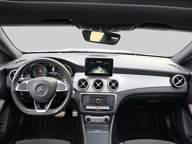 Mercedes-Benz CLA-KLASSE Shooting Brake 180 Business Solution AMG | Automaat | Panoramadak | Navigatie | Stoelverwarming | Elektrische voorstoel |