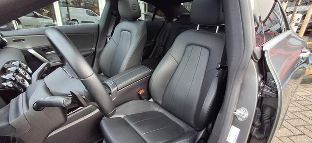 Mercedes-Benz CLA-KLASSE 180 Business Solution Luxury NLauto | 1e eigenaar | dealeronderh