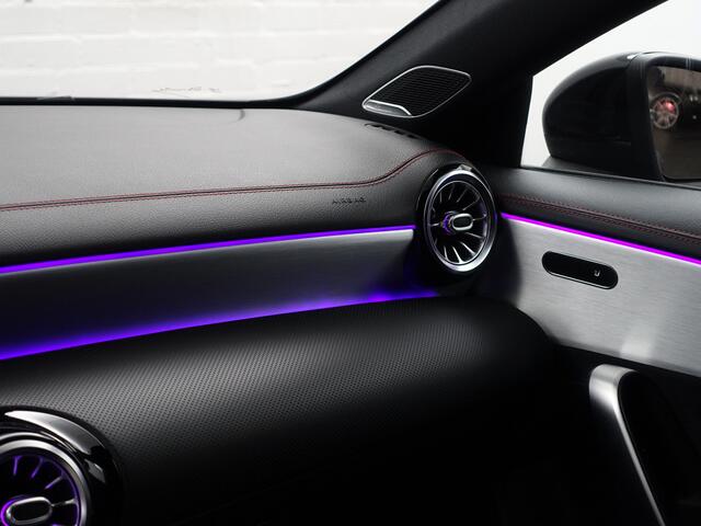 Mercedes-Benz CLA-KLASSE 180 AMG Premium Night Edition Aut- NAP 37dkm, Burmester Audio, Panoramadak, Carplay, Android Auto, Sfeerverlichting