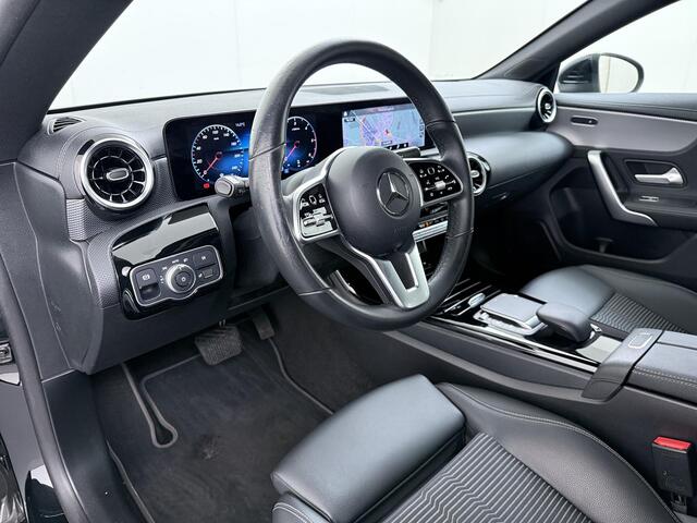 Mercedes-Benz CLA-KLASSE Shooting Brake 200 d Business Solution Camera Navigatie
