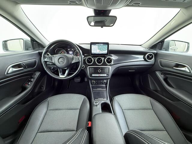 Mercedes-Benz CLA-KLASSE 180 Ambition Trekhaak Automaat