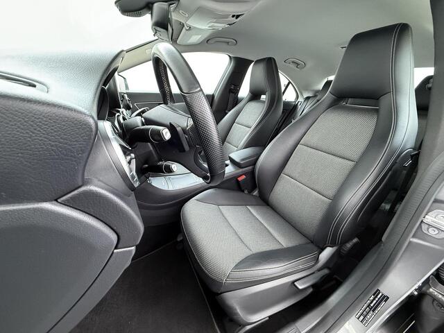 Mercedes-Benz CLA-KLASSE 180 Ambition Trekhaak Automaat