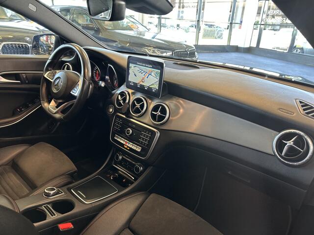 Mercedes-Benz CLA-KLASSE 180 Business Solution AMG | Automaat | Lederen/Alcantara bekleding | Cruise control | Adaptief onderstel | Elek. inklapbare spiegels | Navigatie | Stoelverwarming