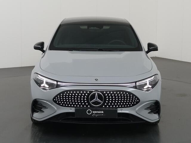 Mercedes-Benz CLA-KLASSE 250+ Launch Edition 85 kWh | Night | Panoramadak | Stoelverwarming | DISTRONIC | Achteruitrijcamera | Dodehoekassistent |