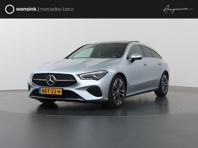 Mercedes-Benz CLA-KLASSE 180 Shooting Brake Star Edition Luxury line | Camera | Panoramadak | Stoelverwarming |