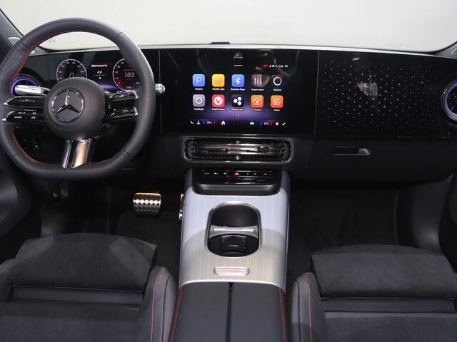 Mercedes-Benz CLA-KLASSE 250+ Launch Edition 85 kWh | Night | Panoramadak | DISTRONIC | Achteruitrijcamera | Dodehoekassistent |