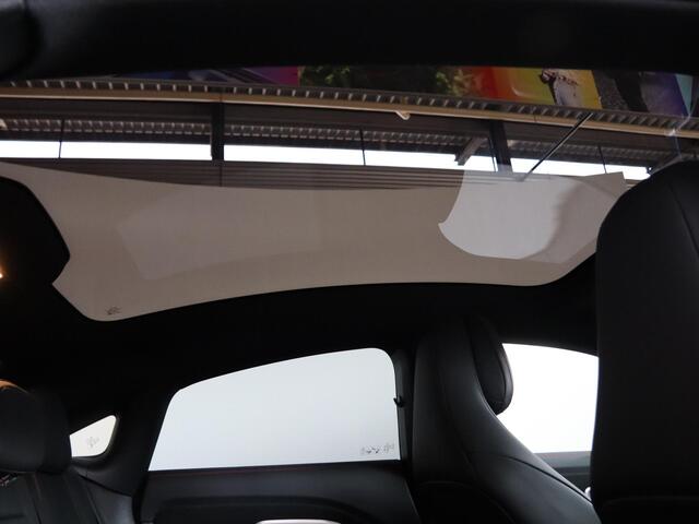 Mercedes-Benz CLA-KLASSE 250+ Launch Edition 85 kWh | Night | Panoramadak | DISTRONIC | Achteruitrijcamera | Dodehoekassistent |