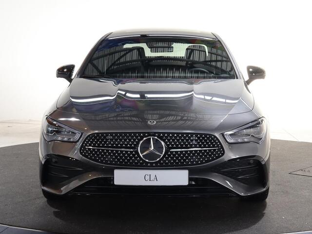 Mercedes-Benz CLA-KLASSE 180 Business Solution AMG | Night | Panoramaschuifdak | AMG Line Plus | Head-up display | 360° camera | Memory stoelen |