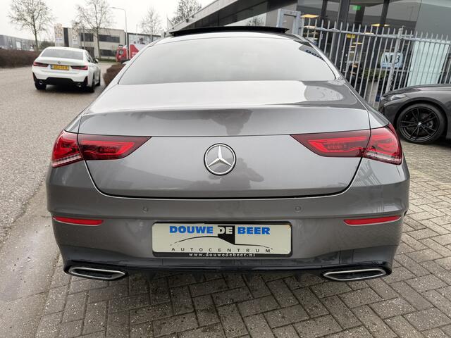 Mercedes-Benz CLA-KLASSE 200 Premium Plus AMG Line Pano-Dak | Keyless | Night | 360-Camera | HUD