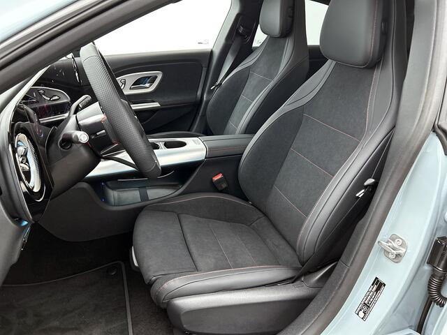 Mercedes-Benz CLA-KLASSE 180 Business Solution AMG | Nightpakket | Memorypakket | Sierdelen aluminium | Multibeam LED | 19 inch AMG velgen | Antidiefstalpakket URBAN GUARD | Adaptieve Cruise control |