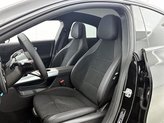 Mercedes-Benz CLA-KLASSE 180 Business Solution AMG | Trekhaak | Panoramadak | Memorypakket | Multibeam LED | 19 inch AMG velgen | Nightpakket | Antidiefstalpakket URBAN GUARD | Adaptieve cruisecontrol |