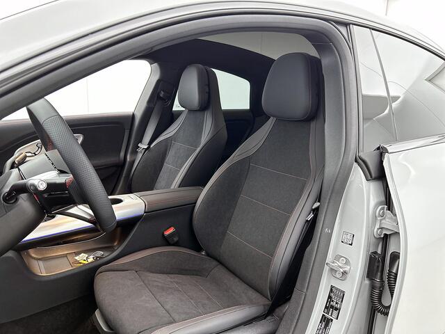 Mercedes-Benz CLA-KLASSE 250+ Launch Edition 85 kWh | Nightpakket | Warmtepomp | Memorypakket voorstoelen | Antidiefstal pakket URBAN GUARD | Adaptieve Cruisecontrol | MULTIBEAM LED | Sierdelen aluminium |