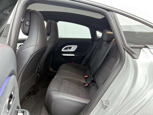 Mercedes-Benz CLA-KLASSE 250+ Launch Edition 85 kWh | Warmtepomp | Memorypakket voorstoelen | Adaptieve Cruisecontrol | Panoramadak | Nightpakket | MULTIBEAM LED | Sierdelen aluminium |