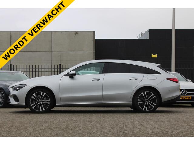 Mercedes-Benz CLA-KLASSE Shooting Brake 250 e Luxury Line WIDESCREEN KEYLESS SFEER 18''