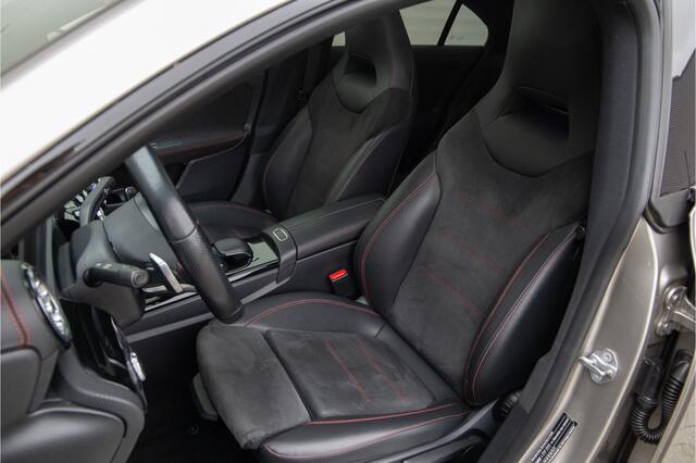 Mercedes-Benz CLA-KLASSE 180 AMG Nightpakket, Pano, Widescreen, Sfeerverlichting, Camera 2020