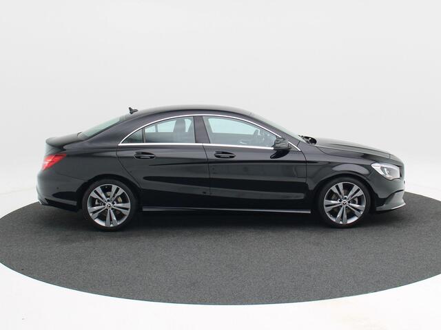 Mercedes-Benz CLA-KLASSE 180 Business Solution 123 Pk Automaat | Sportstoelen | Camera | Stoelverwarming | 18 Inch | 46.230 Km!