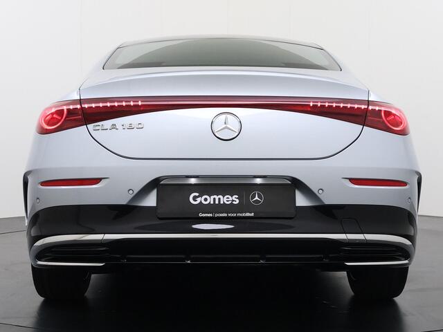 Mercedes-Benz CLA-KLASSE 180 Business Solution AMG | Panoramadak | Adaptieve Cruise Control | Dodehoekassistent | Verkeersbordenassistent | Adaptieve Grootlichtassistent | Stoelverwarming | Sfeerverlichting | Apple CarPlay | Android Auto | Achteruitrijcamera | Parkeersensoren