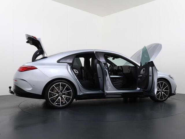 Mercedes-Benz CLA-KLASSE 180 Business Solution AMG | Night Pakket | Panoramadak | Adaptieve Cruise Control | Dodehoekassistent | Verkeersbordenassistent | MULTIBEAM LED Koplampen | Elektrisch Verstelbare Stoelen + Memory | Stoelverwarming | Sfeerverlichting | THERMOTRONIC Klimaat