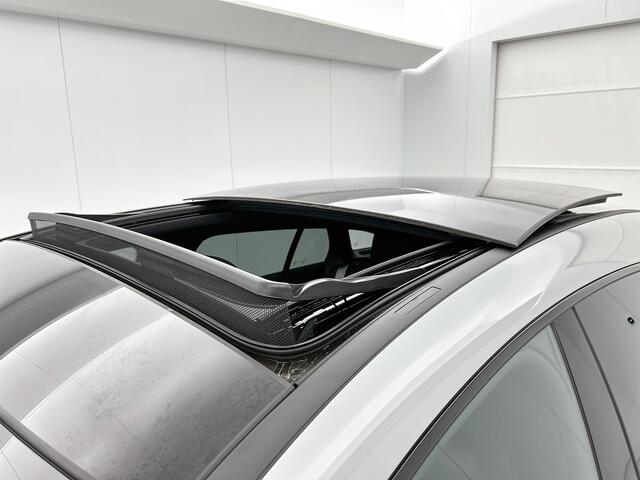 Mercedes-Benz CLA-KLASSE Shooting Brake 250 e Business Solution | Nightpakket | Premium Pakket | Parkeerpakket met 360°-camera | KEYLESS GO | Antidiefstalpakket GUARD 360° Plus | EASY PACK achterklep | Head-up display | Dodehoekassistent |