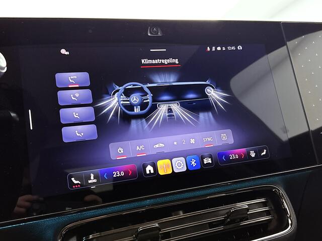 Mercedes-Benz CLA-KLASSE 180 Business Solution AMG | Nightpakket | Multibeam Led | Thermotronic | Trekhaak | Memorypakket | 19 inch AMG velgen | Sierdelen aluminium | Adaptieve cruisecontrol |