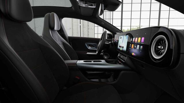 Mercedes-Benz CLA-KLASSE 200 Business Solution AMG 58 kWh | Panoramadak | Premium Pakket | Superscreen | Trekhaak | Head-Up | Burmester | 19" LM velgen |