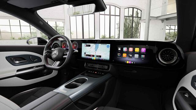 Mercedes-Benz CLA-KLASSE 200 Business Solution AMG 58 kWh | Panoramadak | Premium Pakket | Superscreen | Trekhaak | Head-Up | Burmester |