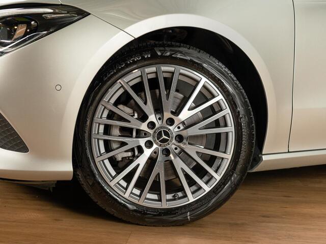 Mercedes-Benz CLA-KLASSE Coupé 250 e Business Solution PLUS Luxury Limited Panorama dak