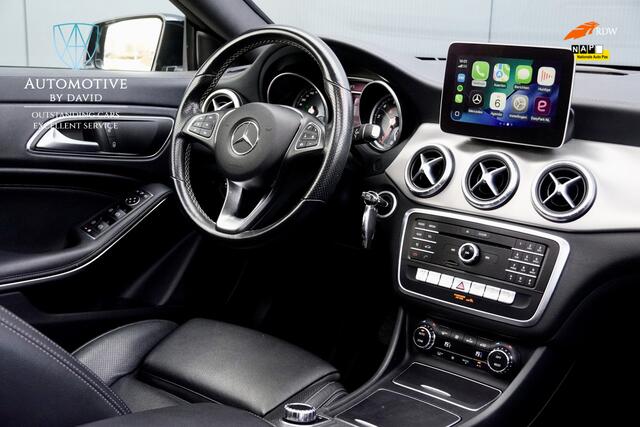Mercedes-Benz CLA-KLASSE Shooting Brake 180 122 pk PRESTIGE AUTOMAAT / TREKHAAK / PANORAMADAK / BTW-AUTO / APPLE CARPLAY / ACHTERUITRIJCAMERA / LEDER / VOLLEDIG ONDERHOUDEN
