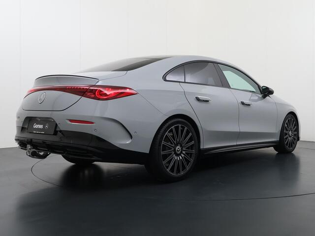 Mercedes-Benz CLA-KLASSE 180 Business Solution AMG | AMG Line Plus | Premium Pakket | Night Pakket | Winter Pakket | Trekhaak | Panoramadak | MBUX Superscreen | Adaptieve Cruise Control | Dodehoekassistent | Verkeersbordenassistent | Elektrisch Verstelbare Stoelen + Memory | Stoe