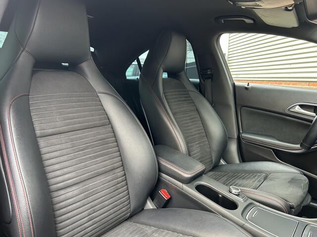 Mercedes-Benz CLA-KLASSE 180 Business Solution AMG Upgrade Edition | AMG | Automaat | Stoelverwarming | Navigatie | LED |