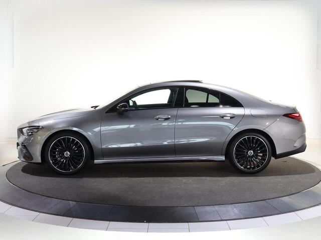 Mercedes-Benz CLA-KLASSE 180 Business Solution AMG | Panoramaschuifdak | AMG Line Plus | Head-up display | Nightpakket | 360° camera | Dodehoekassistent |