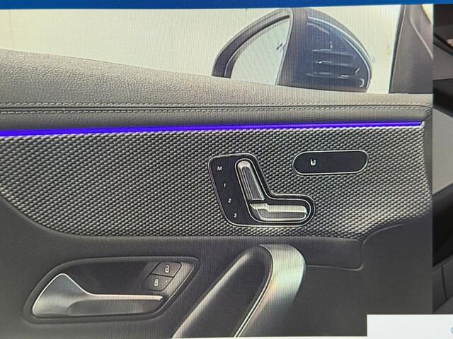 Mercedes-Benz CLA-KLASSE 180 AUT7 Luxury Line LEDER MEMORY PANORAMADAK SFEER KEY-LESS GO