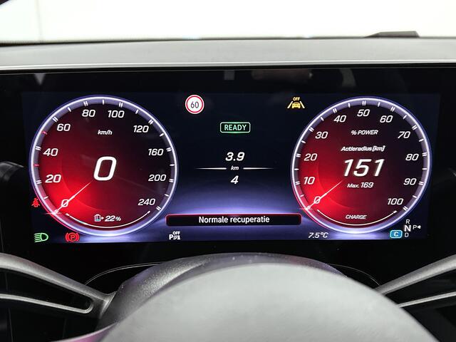 Mercedes-Benz CLA-KLASSE 250+ Launch Edition 85 kWh | Trekhaak | Memorypakket | Smartphone integratie | Adaptieve Cruise control | Panoramadak | Multibeam LED | Warmtepomp | Sierdelen aluminium |