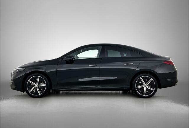 Mercedes-Benz CLA-KLASSE 200 Business Solution AMG 58 kWh | Premium pakket | Nightpakket | Smartphone integratie | Adaptieve cruisecontrol | Vast panoramadak | Memorypakket | Warmtepomp | MBUX Superscreen | Antidiefstal pakket |