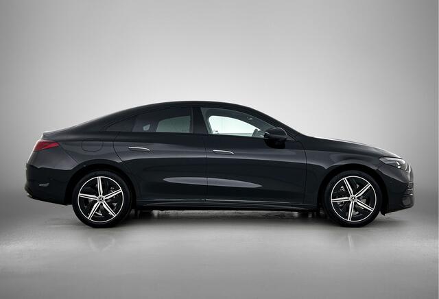 Mercedes-Benz CLA-KLASSE 200 Business Solution AMG 58 kWh | Premium pakket | Nightpakket | Smartphone integratie | Adaptieve cruisecontrol | Vast panoramadak | Memorypakket | Warmtepomp | MBUX Superscreen | Antidiefstal pakket |