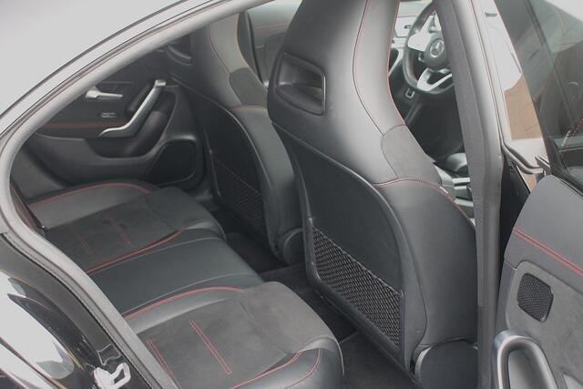 Mercedes-Benz CLA-KLASSE 200 Business Solution AMG