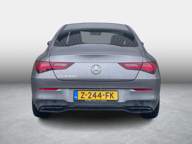 Mercedes-Benz CLA-KLASSE 180 | Panoramadak | Nightpakket |
