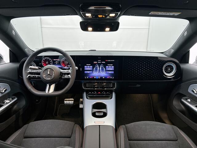 Mercedes-Benz CLA-KLASSE 250+ Launch Edition 85 kWh | Nightpakket | Memorypakket | URBAN GUARD | Smartphone integratie | Vast panoramadak | MULTIBEAM LED | Sfeerverlichting | 19 inch AMG-velgen |