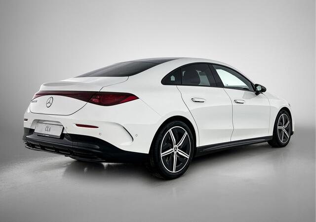 Mercedes-Benz CLA-KLASSE 180 Business Solution AMG | Premium pakket | Nightpakket | Trekhaak | Smartphone integratie | PARKTRONIC | URBAN GUARD | Sfeerverlichting | Stoelverwarming | Sportstoelen | Vast panoramadak |