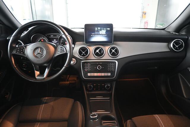Mercedes-Benz CLA-KLASSE 200 Prestige AMG Automaat Clima Navigatie LED Rijklaarprijs Inruil Mogelijk!