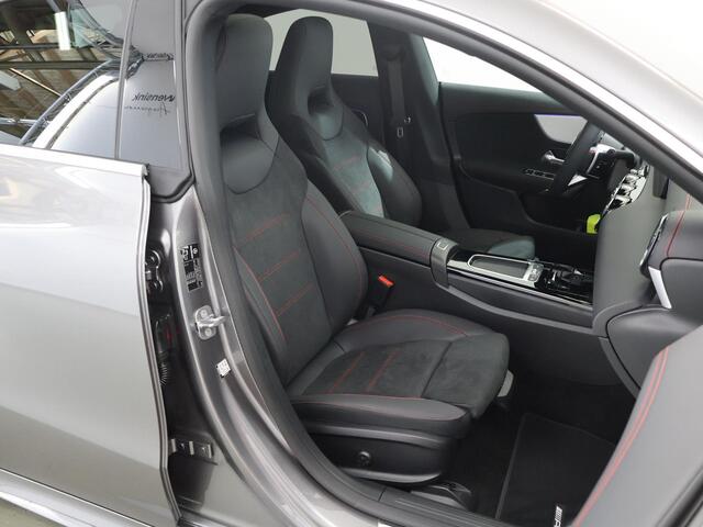 Mercedes-Benz CLA-KLASSE Coupé 180 Business Solution AMG | Premium plus | Winterpakket | Techniekpakket | Burmester | Panoramaschuifdak | Head-up display | Stoelverwarming | 360° camera |