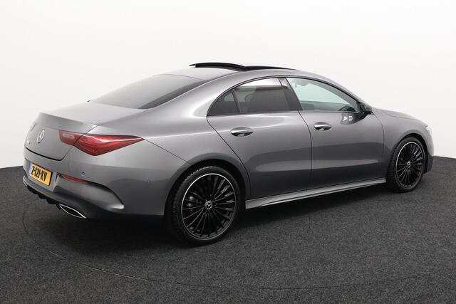 Mercedes-Benz CLA-KLASSE 180 AMG Line | Premium Pakket | Night Pakket | Panoramadak | MULTIBEAM LED Koplampen | Dodehoekassistent | Advanced Sound System | Sfeerverlichting |