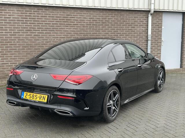Mercedes-Benz CLA-KLASSE 180 AMG Line | Panoramadak | Sfeerverlichting |