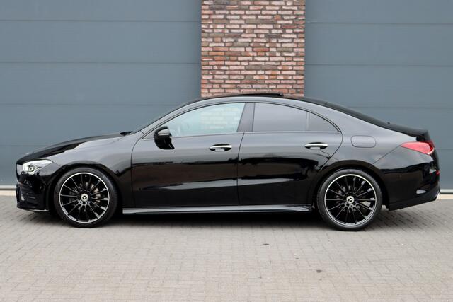 Mercedes-Benz CLA-KLASSE 180 AMG Line | Panoramadak | Memory | Sfeerverlichting | Camera | Advanced Sound System | Keyless Go | Zitcomfortpakket | Cruise Control | Multibeam LED |
