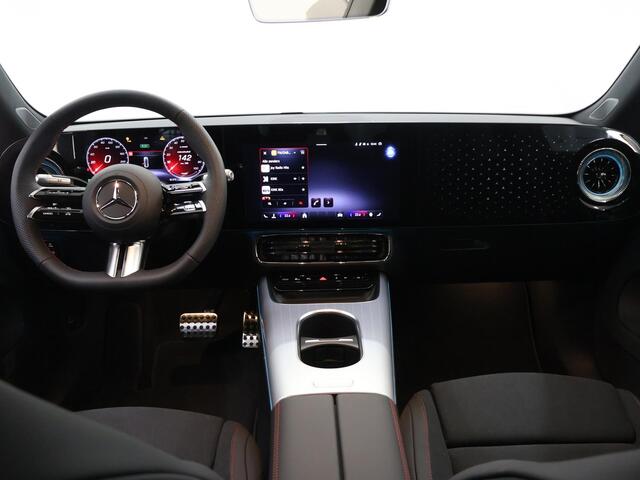 Mercedes-Benz CLA-KLASSE 250+ Launch Edition 85.5 kWh | Night | Panoramadak | Stoelverwarming | DISTRONIC | Achteruitrijcamera | Dodehoekassistent |