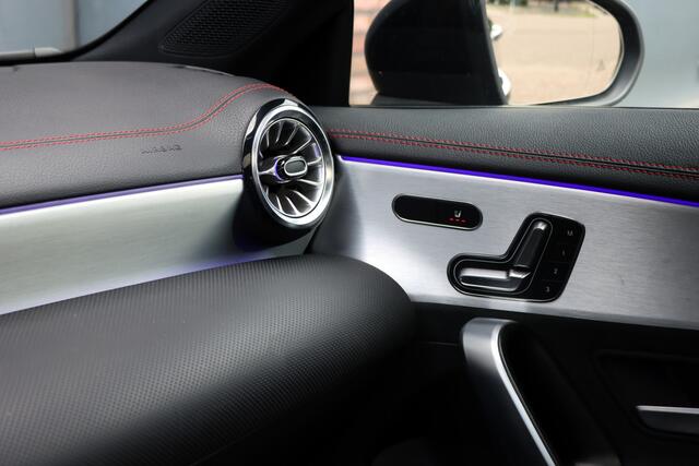 Mercedes-Benz CLA-KLASSE 250 e AMG Line Premium+ | Panoramadak | Distronic+ | Memory | HUD | Trekhaak | Keyless Go | Surround Camera | Sfeerverlichting | Multibeam LED |