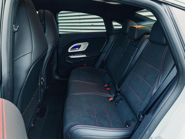 Mercedes-Benz CLA-KLASSE Coupé 250+ Launch Edition 85.5 kWh