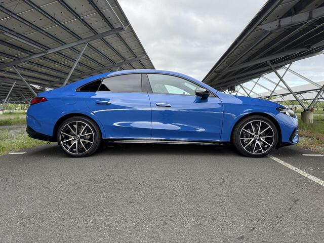 Mercedes-Benz CLA-KLASSE 250+ Launch Edition 85.5 kWh | Night | Panoramadak | Trekhaak | Stoelverwarming | DISTRONIC | Achteruitrijcamera | Dodehoekassistent |